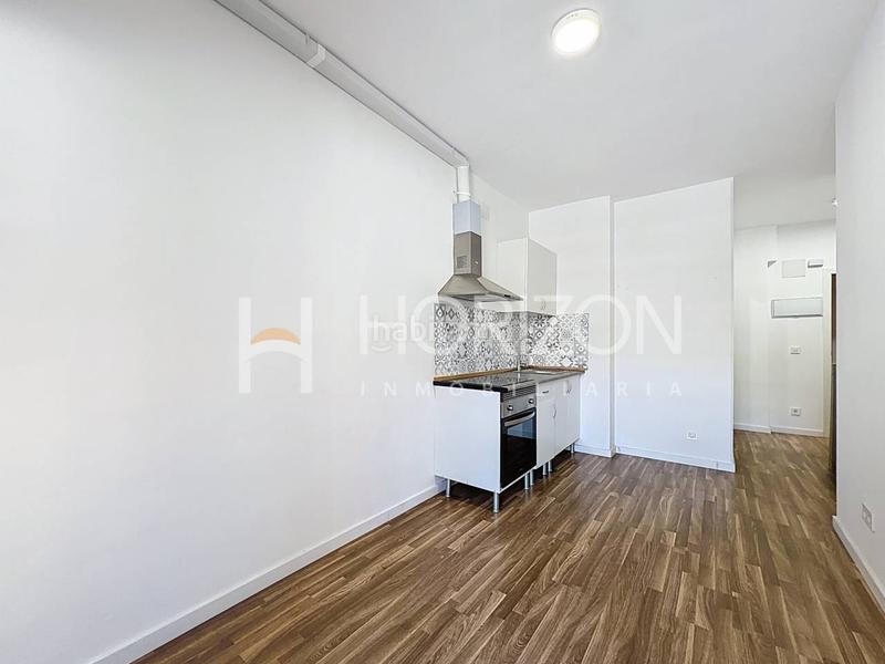 Foto 412a5547-a344-439d-b00e-dd059e07e5f6. Local commercial dans Sant Andreu de Palomar Barcelona