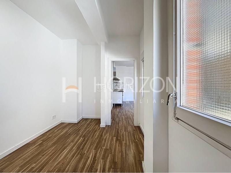 Foto 9a75514a-e15e-4b67-946a-201e0260b8cc. Local commercial dans Sant Andreu de Palomar Barcelona