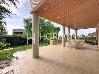 Haus  Mestra dolors barceló. Exclusivo chalet unifamiliar aislado en venta en ciudad diagonal