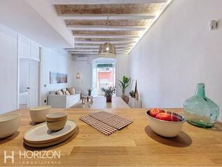 Piso  Santa madrona. Encanto histórico y diseño moderno en pleno centro de vilanova i