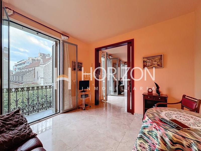 Foto 0ade3c46-1062-4980-89d2-f2c41737a49a. Pis a Dreta de l´Eixample Barcelona