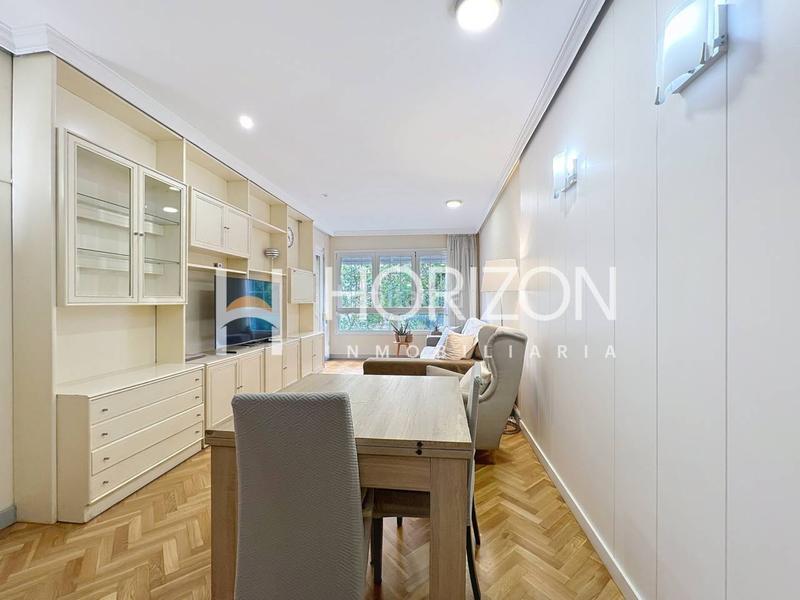 Foto 789c0645-4988-4674-985e-0281e41fd7b9. Etagenwohnung in Sants Barcelona