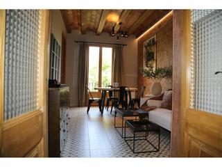 Etagenwohnung  Manso. Espectacular piso reformado en el corazón de sant antoni