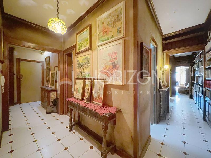 Foto 4bd02bec-d7e0-4ba7-bcf0-cba16e079c00. Appartement avec chauffage dans Gòtic Barcelona