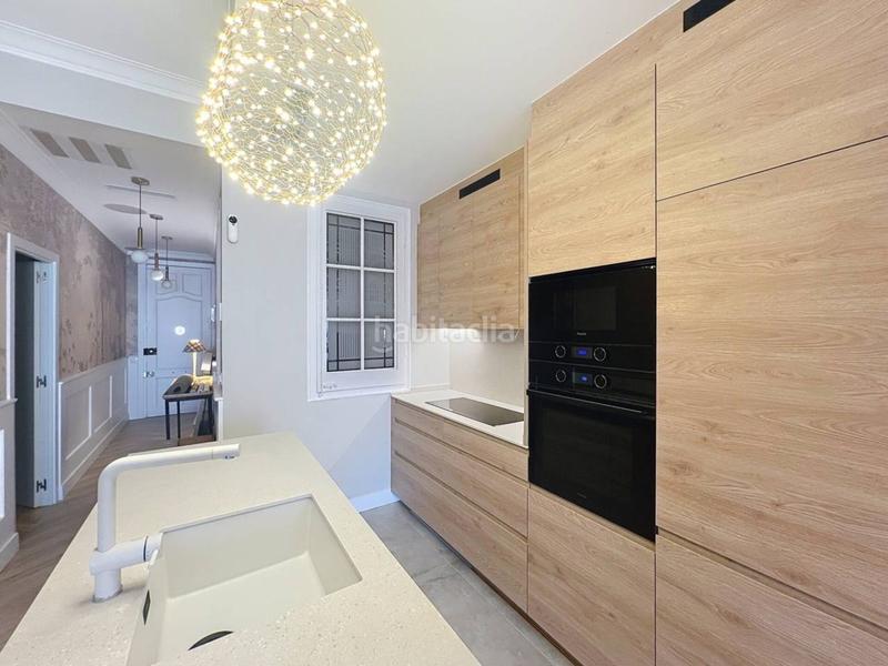 Foto 4c4e395f-cffc-4b68-a3c0-2184a4e56a09. Appartement avec chauffage dans L´Antiga Esquerra de l´Eixample Barcelona