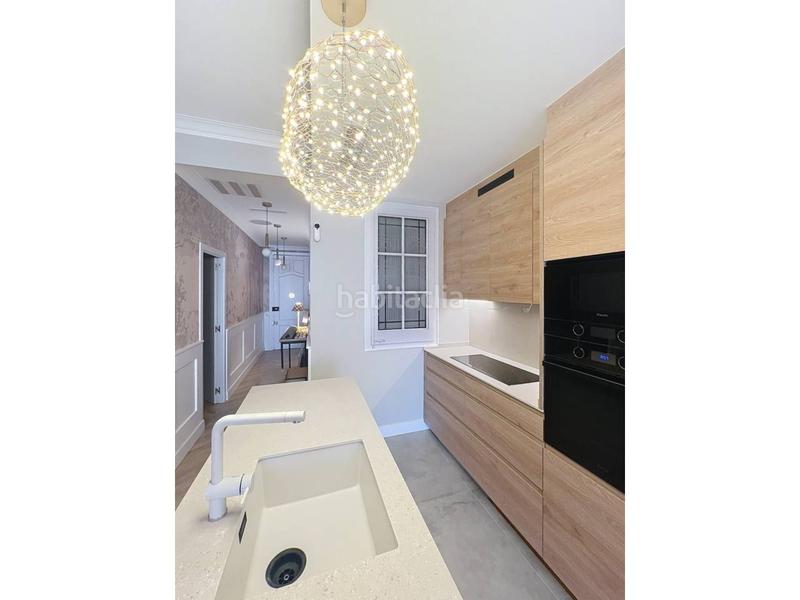 Foto 817a62fc-5a60-4438-a43b-c3fac41cbad9. Appartement avec chauffage dans L´Antiga Esquerra de l´Eixample Barcelona