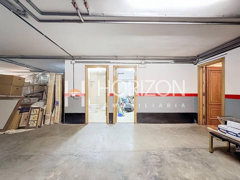 Foto 67e51501-e43c-4c8b-a905-1881166c5b0a. Chalet with heating parking in Ciutat Diagonal Esplugues de Llobregat