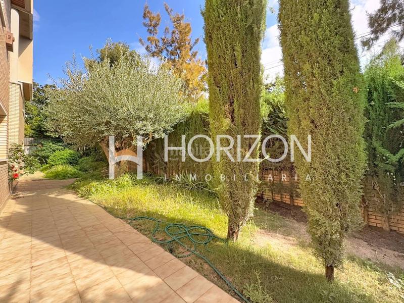 Foto deced7b8-77ea-405e-8528-8ca8f3327b71. Chalet with heating parking in Ciutat Diagonal Esplugues de Llobregat