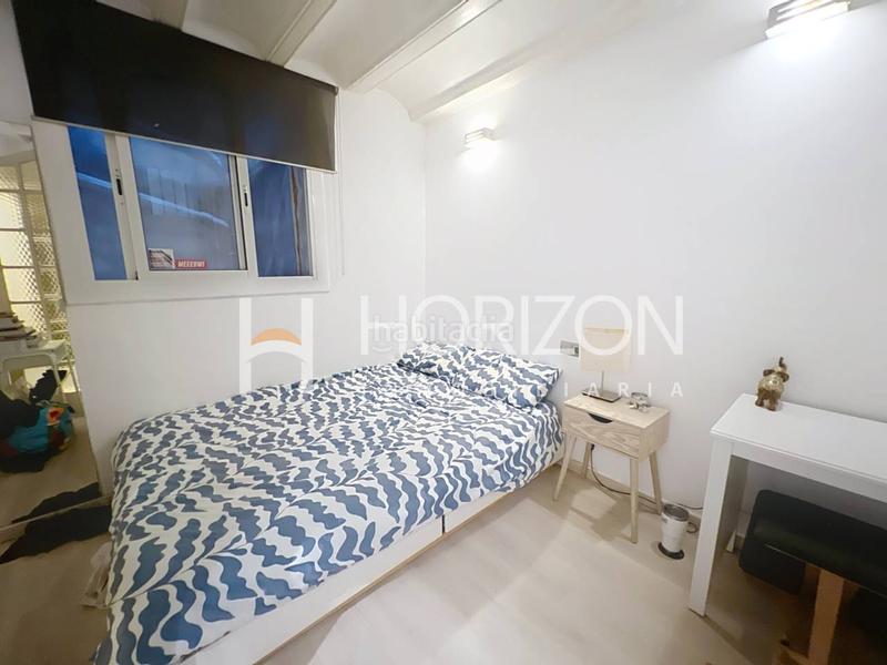 Foto 04a4cfe5-f583-4df9-afa4-6742774c0950. Flat with heating in Gòtic Barcelona