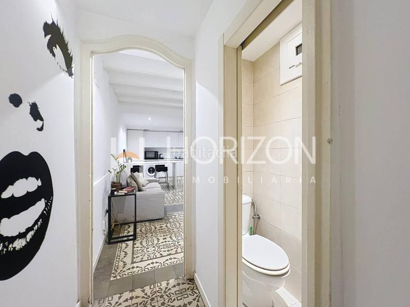 Foto bcee79e6-4fb8-4369-932e-760bfcfc4590. Flat with heating in Gòtic Barcelona