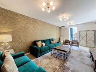 Flat  Aragó. Espectacular piso de lujo totalmente reformado en finca regia de