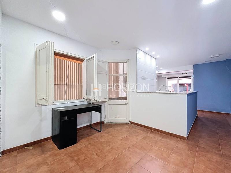 Foto cbf15850-4fd3-4354-8275-bd4320ffa0a3. Business premise in La Teixonera Barcelona