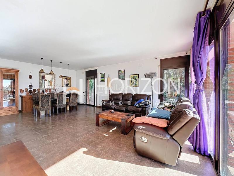 Foto 6e572b0b-f64d-48b5-966b-48e1c978d163. Maison avec chauffage parking piscine dans Corbera de Llobregat