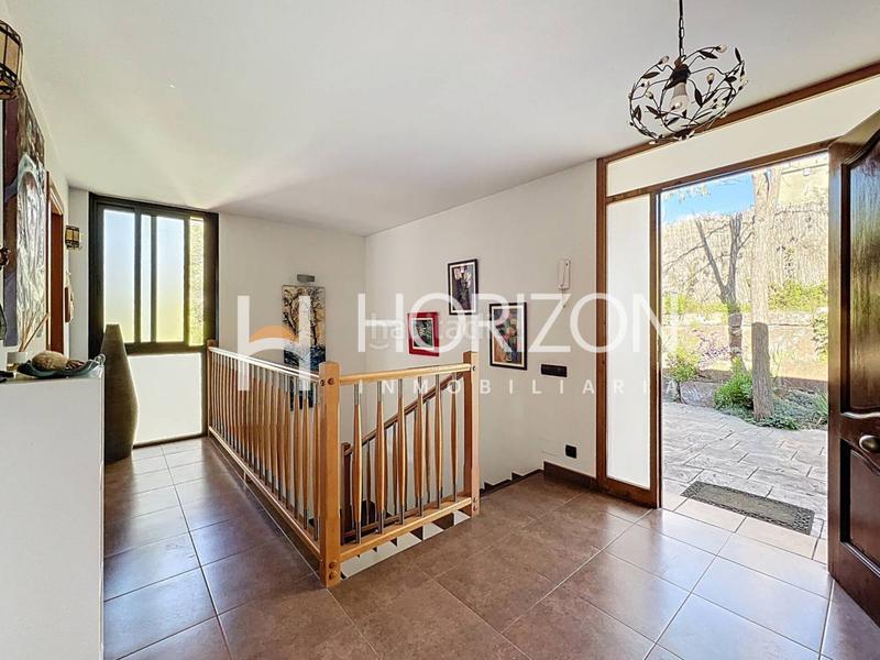 Foto b2f2592e-fd4f-4505-bbaa-58b80fd10e1e. Maison avec chauffage parking piscine dans Corbera de Llobregat