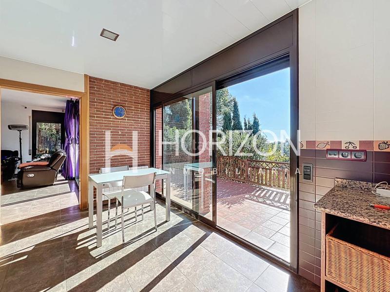 Foto dd85f8a8-a664-4966-a27c-39940816e46e. Maison avec chauffage parking piscine dans Corbera de Llobregat