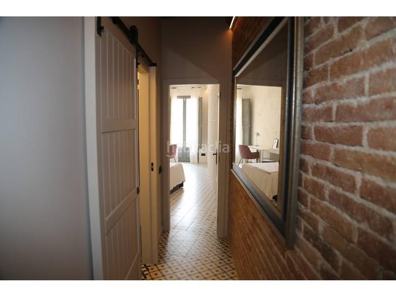 Foto 703b1b9e-11c3-4036-a2de-b0dc9ba02620. Flat with heating in Sant Antoni Barcelona