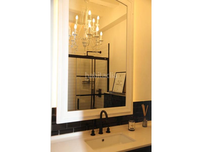 Foto a04d47f3-2b98-42ca-99ed-86210573a7a0. Flat with heating in Sant Antoni Barcelona