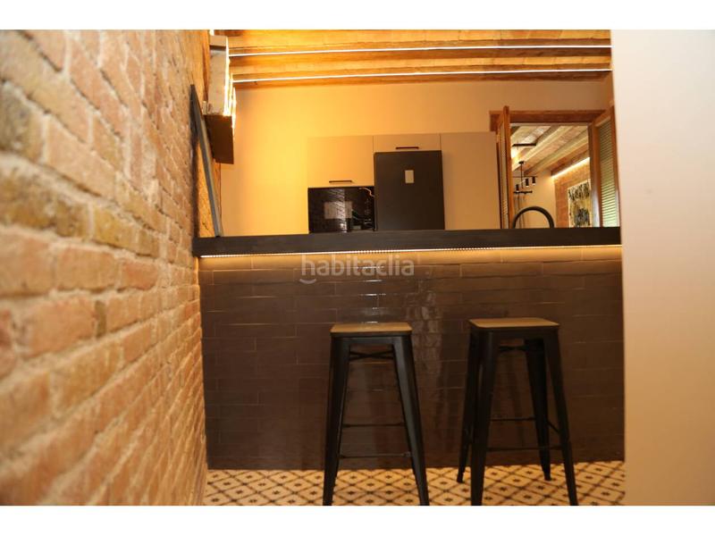 Foto b6e1bb0a-1fd4-4225-bf83-5056f8f9732d. Flat with heating in Sant Antoni Barcelona