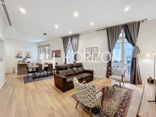 Pis  Via laietana. Amplio piso reformado en la nueva vía laietana