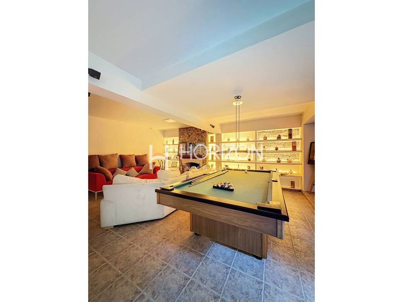 Foto 050de2c1-13ac-4e1c-bf95-8388197c3af7. Xalet amb calefacció aparcament piscina a Alella