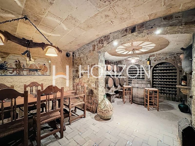 Foto 406791bf-ffa1-4ed0-bce7-24a39343cea4. Xalet amb calefacció aparcament piscina a Alella