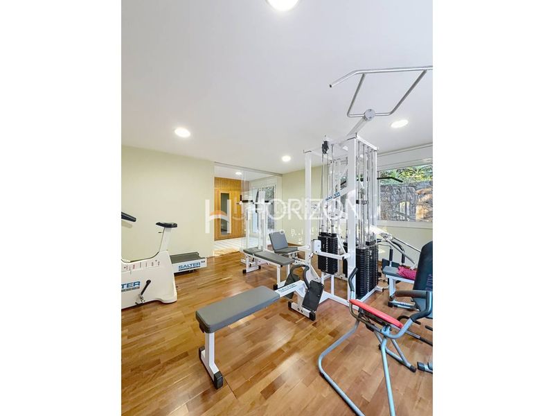 Foto 5bed8657-15a1-4c63-aa28-be7381e58ac1. Xalet amb calefacció aparcament piscina a Alella