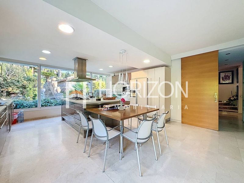 Foto 74378a7d-1380-4b51-8ed3-6222ada7a68a. Xalet amb calefacció aparcament piscina a Alella