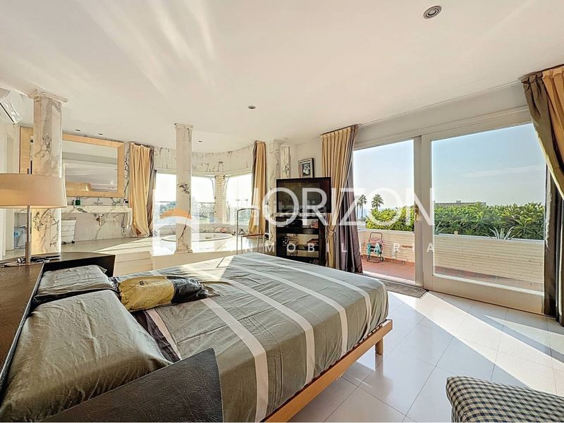 Foto a721cd2d-39c6-410e-a07a-e87be0976b1d. Xalet amb calefacció aparcament piscina a Alella