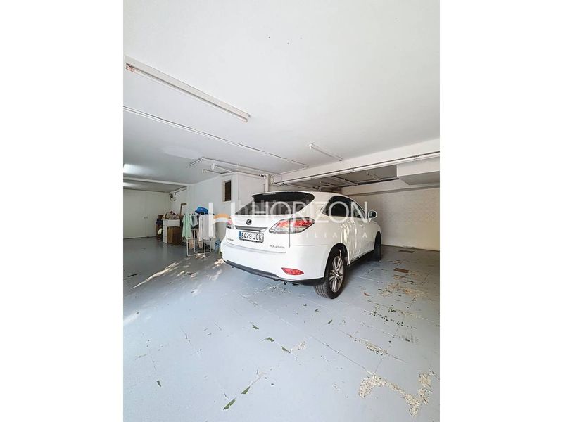 Foto b0348e06-b64a-4dfb-88ec-5389a3ca434b. Xalet amb calefacció aparcament piscina a Alella