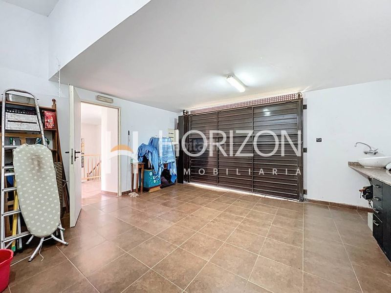 Foto 7425aac2-ac03-42d9-8bdf-7913919a924f. Casa amb calefacció aparcament piscina a Corbera de Llobregat