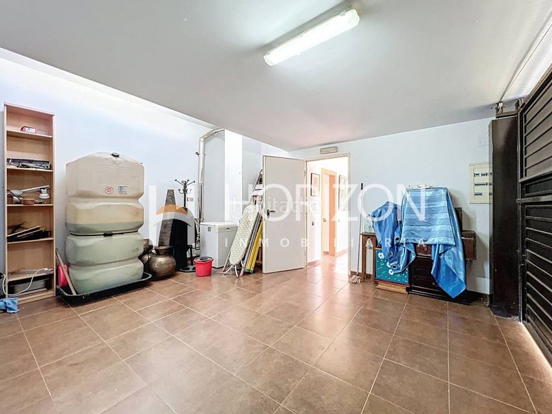 Foto 957b8a7f-0243-433a-9bd3-185a8955945a. Casa amb calefacció aparcament piscina a Corbera de Llobregat