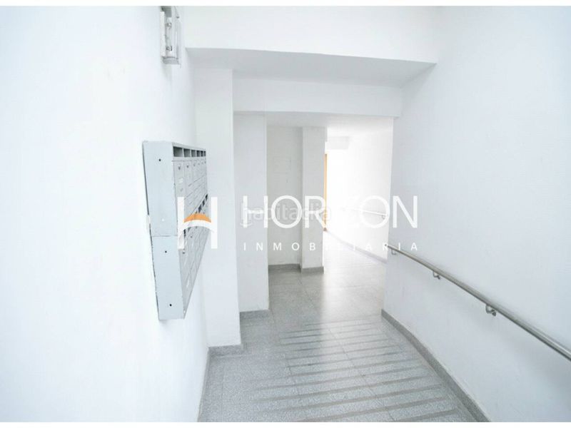 Foto f0194a64-eb18-4727-9480-d808dfd74fea. Edificio oportunidad de inversión edificio completo con alta rentabilidad demostrable en Badalona
