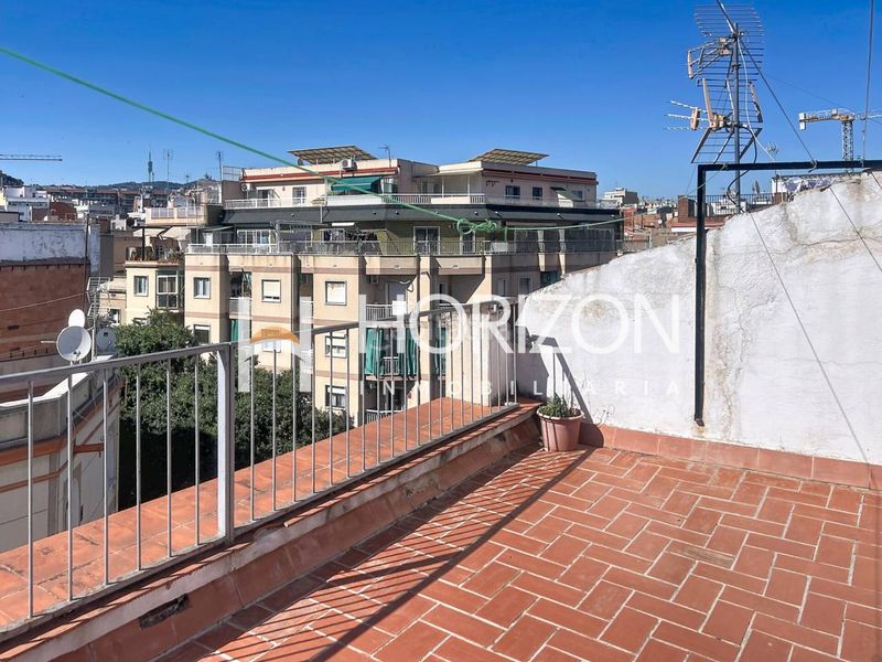 Foto 408f4f33-be11-429e-9d12-587f073e853d. Edifici a La Florida Hospitalet de Llobregat (L´)