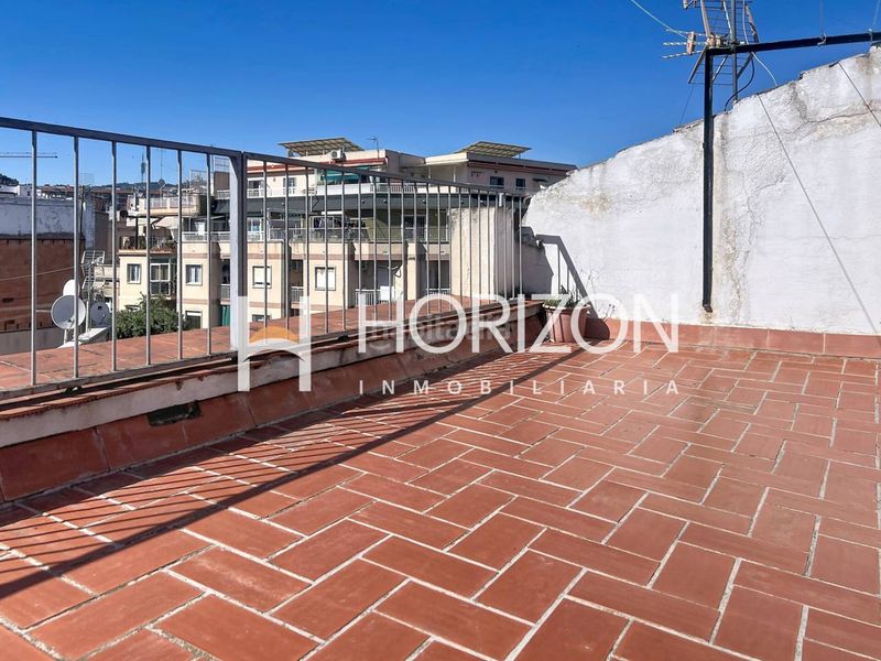 Foto ca664f22-b420-420e-9420-9cf53c19af17. Edifici a La Florida Hospitalet de Llobregat (L´)