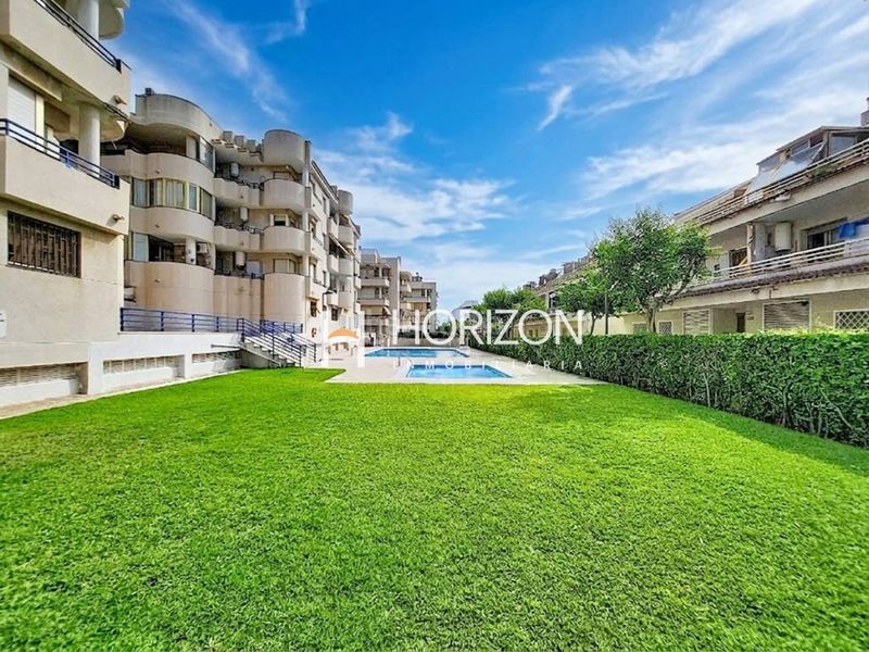 Foto 498d7c07-6faf-4482-9e61-a1cf15f0bb92. Apartament amb calefacció aparcament piscina a Cunit diagonal Cunit