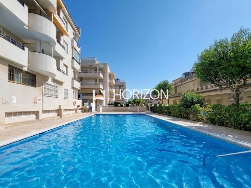 Foto 507f3904-ab3f-4c48-8762-e9092982ce01. Apartament amb calefacció aparcament piscina a Cunit diagonal Cunit