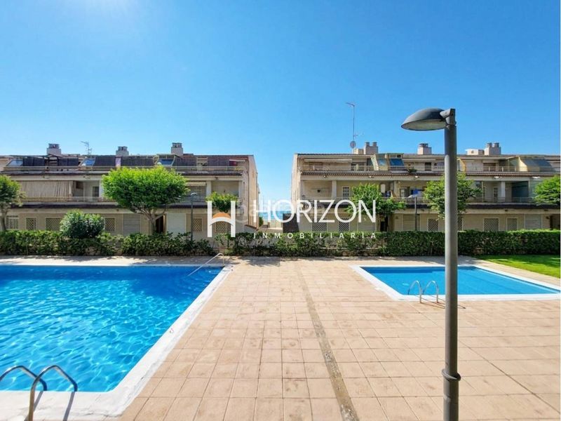 Foto 6d393333-cdee-4e90-a1fa-46f09d263da9. Apartament amb calefacció aparcament piscina a Cunit diagonal Cunit