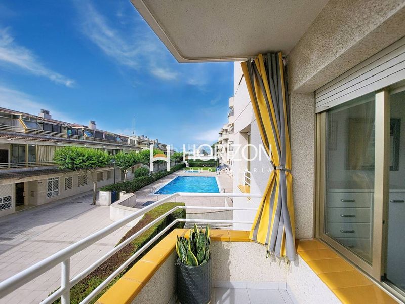 Foto b96e9816-be10-447d-8f84-5e680efd423e. Apartament amb calefacció aparcament piscina a Cunit diagonal Cunit