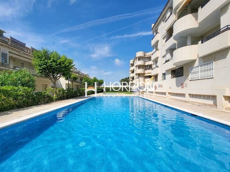Foto e2f115ca-4a08-4f2b-8ee5-27f9c43439ed. Apartament amb calefacció aparcament piscina a Cunit diagonal Cunit
