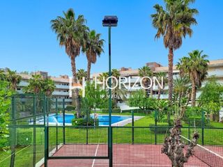 Apartament  Calle camí de les pasquales. Apartamentos con licencia turística a 700 m de la playa