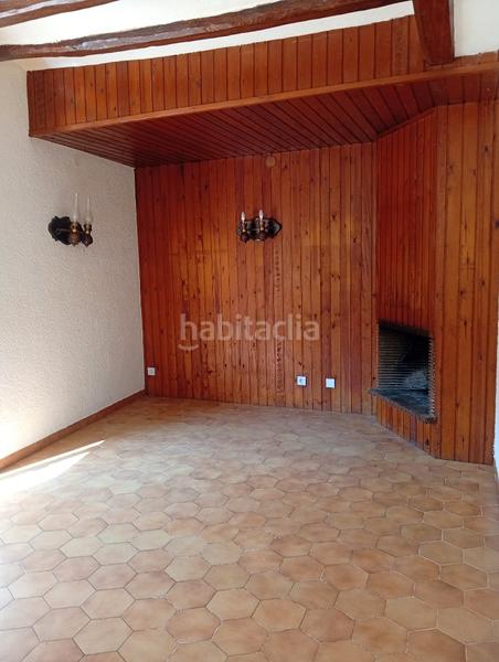 Foto a3ae5138-bed4-45b7-9fac-61c8bff60a2b. House with fireplace in Montbrió del Camp