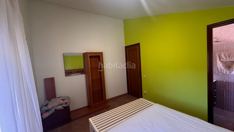 Foto c0bc6165-0516-422e-bd9a-e241885c0d4b. Xalet amb aparcament piscina a Catllar (El)