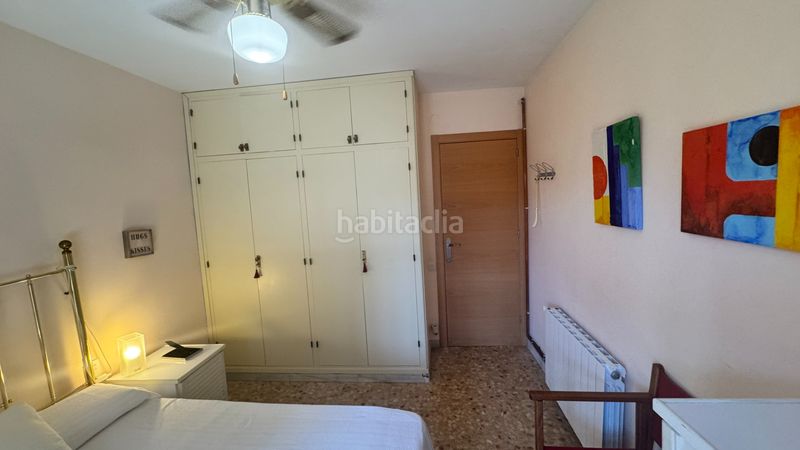 Foto 261d95c0-af06-4f5c-bd37-eda392b37da9. Planta baixa amb xemeneia calefacció aparcament a Segur de Calafell