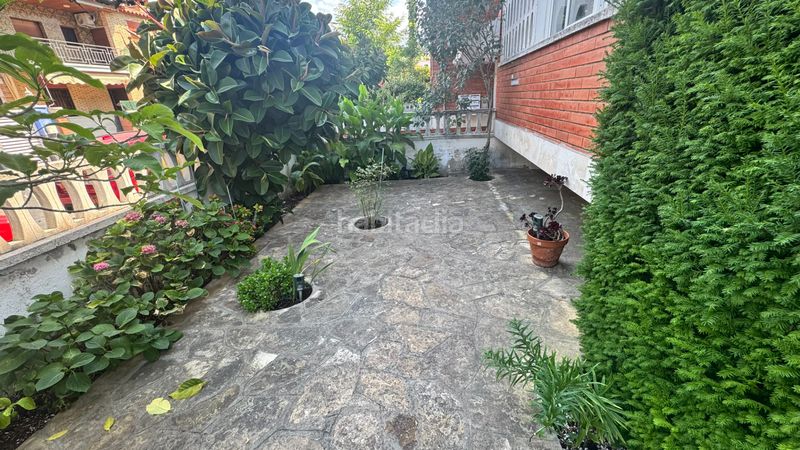 Foto 80d5f6a8-ec19-4cd6-be42-55aad904c4c0. Planta baixa amb xemeneia calefacció aparcament a Segur de Calafell