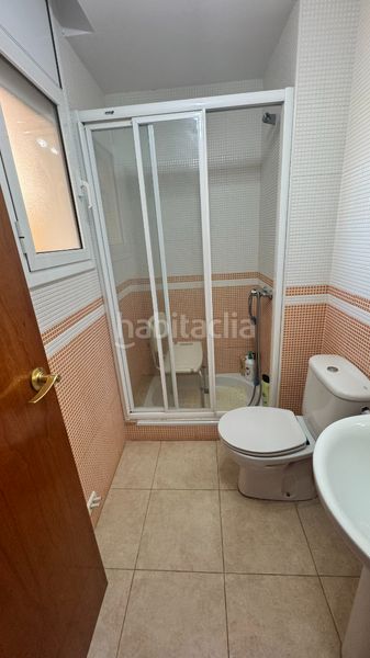 Foto 0abfe91f-1b3c-410b-bb18-37efe3592e68. Casa adossada amb aparcament piscina a Creixell