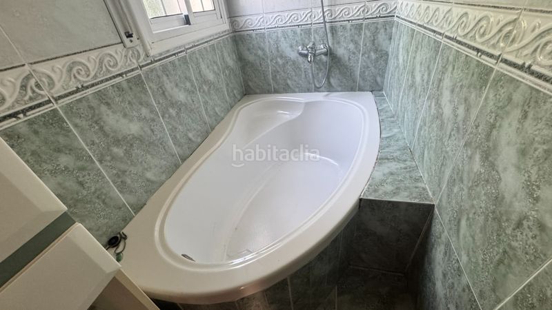 Foto df8cda8e-1af8-4eea-8d59-bdb31bb8bacb. Xalet amb xemeneia aparcament piscina a Catllar (El)