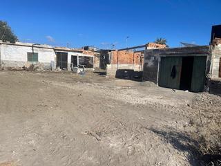 Finca rústica a Carretera de alquián a viator 50. Venta de parcela con cortijo y almacen