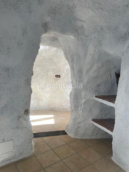 Foto b8696ea6-da97-45c2-802b-26f3c7dd3c62. Casa en calle colon 2 se vende casa cueva en Terque