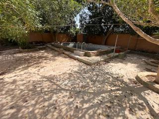 Finca rústica  Paseo de retamar 8. Se vende cortijo con parcela en zona km21, nijar, barranquete, l