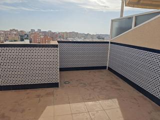 Dúplex a Barrio Alto - San Félix. Se vende piso duplex en carretera ronda
